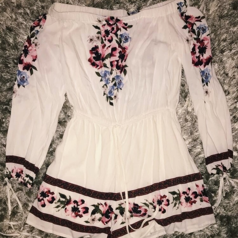 Kendall and Kylie romper! From pac sun!